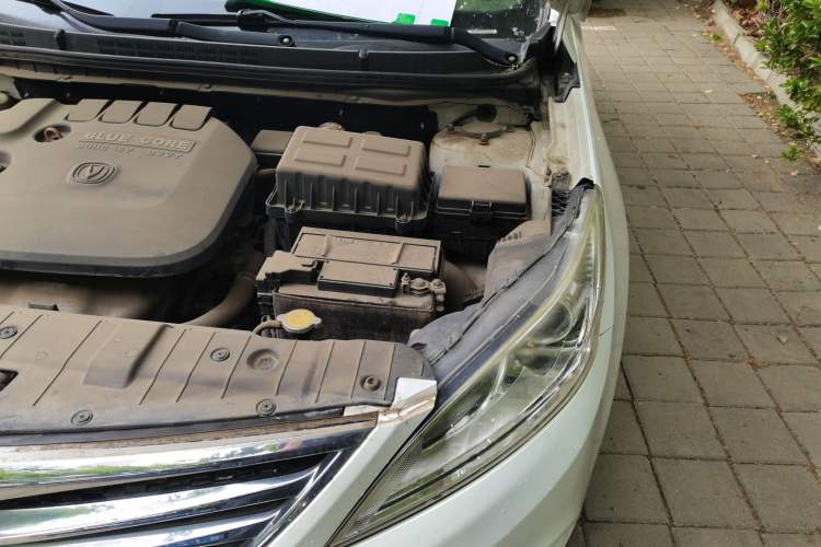 Used CHANGAN Eado 2015 1.6L Manual Luxury Model China V Standard Engine Bay Left