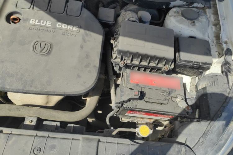 Used CHANGAN Eado 2015 1.6L Manual Luxury Model China IV Standard Engine Bay Left