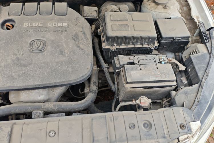 Used CHANGAN Eado 2015 1.6L Manual Luxury Model China IV Standard Engine Bay Left