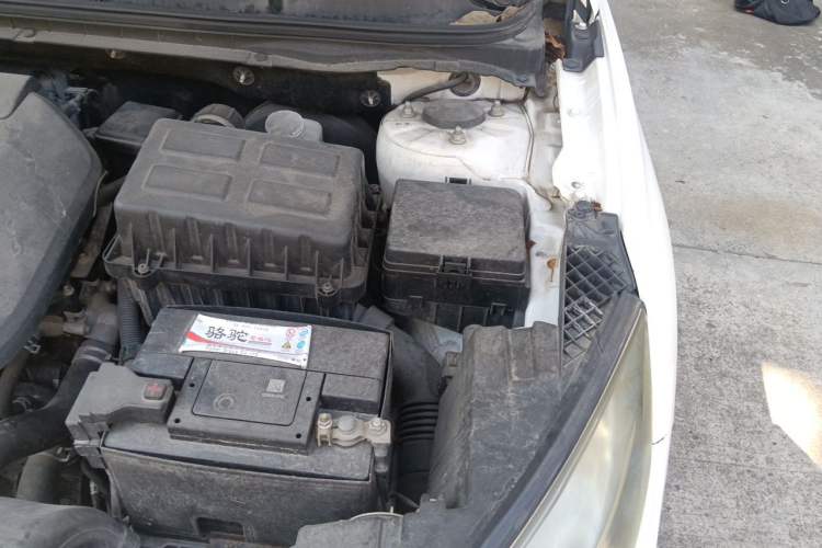 Used CHANGAN Eado 2015 1.6L Automatic Junku Model China IV Standard Engine Bay Left