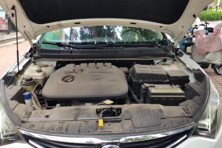 Used CHANGAN Eado  Engine Bay