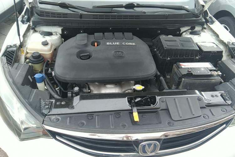 Used CHANGAN Eado 2015 1.6L Automatic Junku Model China IV Standard Engine Bay