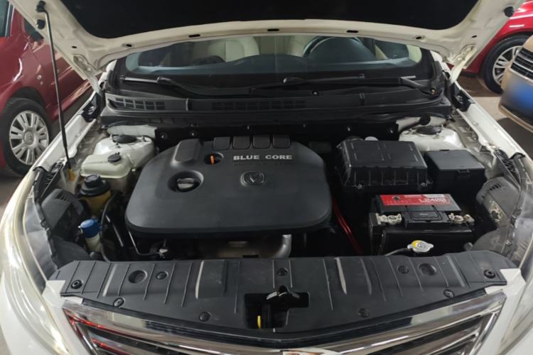 Used CHANGAN Eado 2015 1.6L Automatic Luxury Model Engine Bay