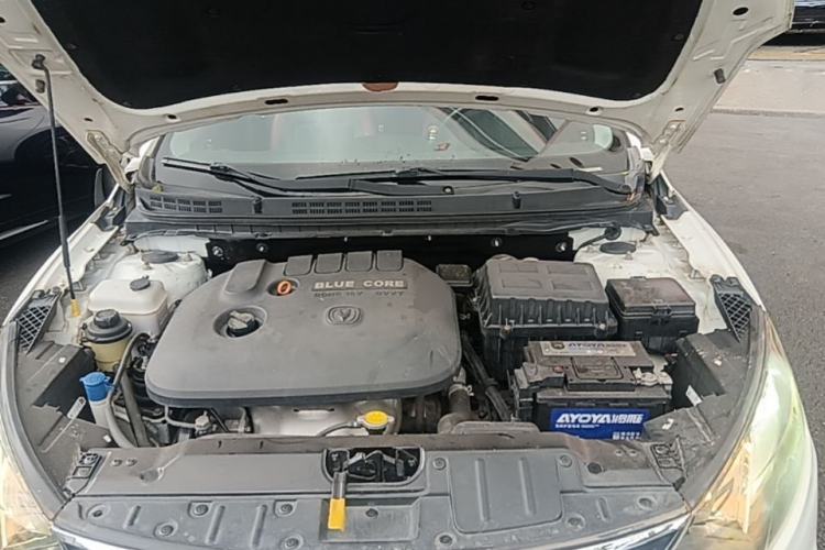 Used CHANGAN Eado 2015 1.6L Automatic Junku Model China V Standard Engine Bay
