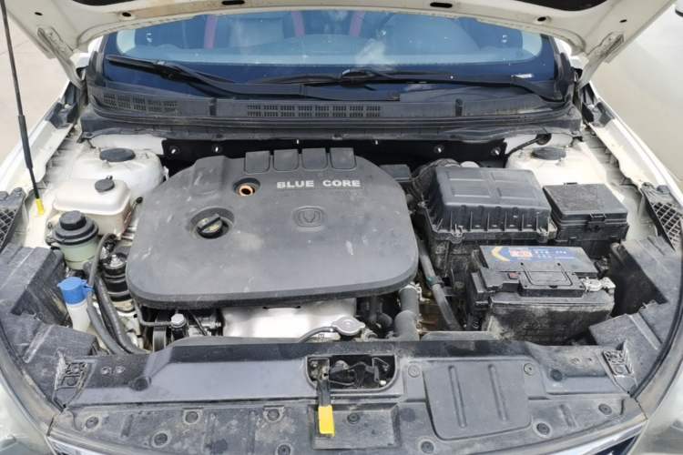 Used CHANGAN Eado 2015 1.6L Manual Junku Model China IV Standard Engine Bay
