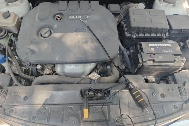 Used CHANGAN Eado 2015 1.6L Automatic Junku Model China IV Standard Engine Bay