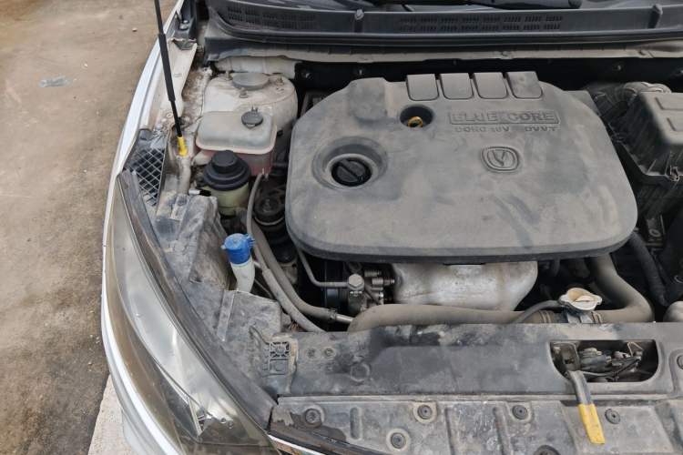 Used CHANGAN Eado 2015 1.6L Automatic Junku Model China V Standard Engine Bay Right