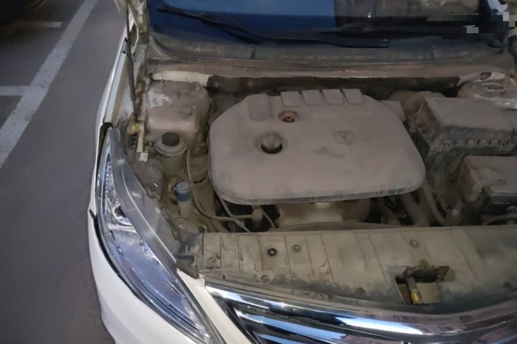 Used CHANGAN Eado 2015 1.6L Manual Luxury Model China IV Standard Engine Bay Right