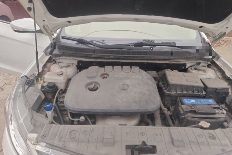 Used CHANGAN Eado 2015 1.6L Manual Luxury Model China IV Standard Engine Bay Right