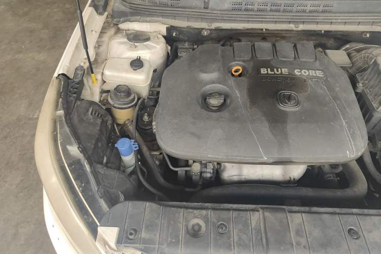 Used CHANGAN Eado 2015 1.6L Manual Luxury Model China V Standard Engine Bay Right