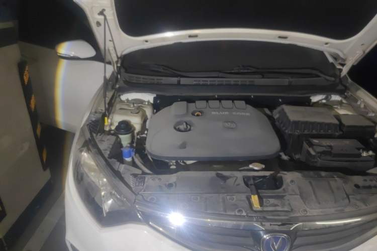 Used CHANGAN Eado 2015 1.6L Automatic Junku Model China V Standard Engine Bay Right