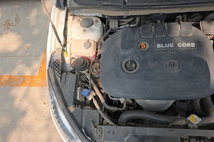 Used CHANGAN Eado 2015 1.6L Automatic Junku Model China V Standard Engine Bay Right