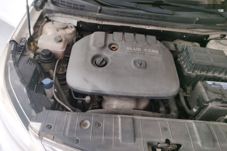 Used CHANGAN Eado 2015 1.6L Manual Luxury Model China V Standard Engine Bay Right