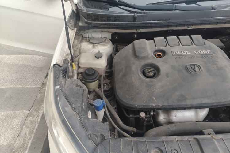 Used CHANGAN Eado 2015 1.6L Manual Flagship Model Engine Bay Right