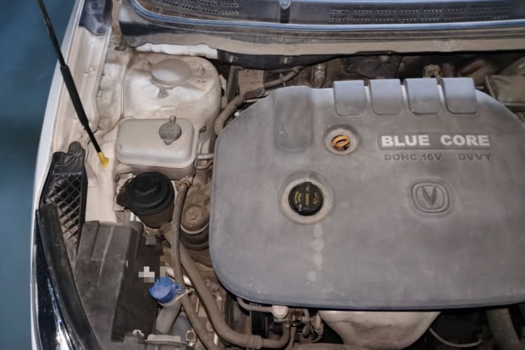 Used CHANGAN Eado 2015 1.6L Automatic Junku Model China V Standard Engine Bay Right