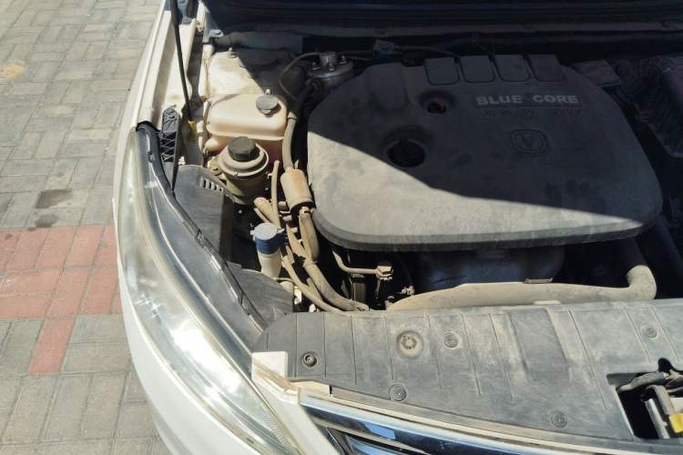 Used CHANGAN Eado 2015 1.6L Manual Elite Model China V Standard Engine Bay Right