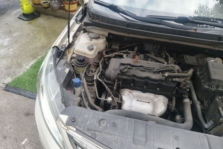 Used CHANGAN Eado 2015 1.6L Automatic Luxury Model Engine Bay Right