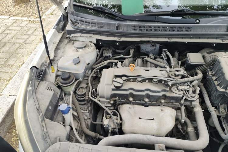 Used CHANGAN Eado 2015 1.6L Manual Luxury Model China V Standard Engine Bay Right