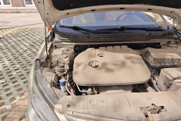 Used CHANGAN Eado 2015 1.6L Manual Luxury Model China IV Standard Engine Bay Right