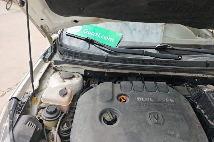 Used CHANGAN Eado 2015 1.6L Automatic Luxury Model Engine Bay Right