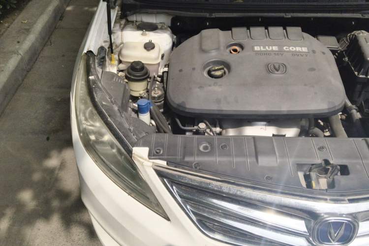 Used CHANGAN Eado 2015 1.6L Manual Luxury Model China V Standard Engine Bay Right