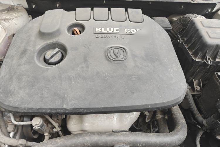 Used CHANGAN Eado 2015 1.6L Manual Luxury Model China IV Standard Engine Bay