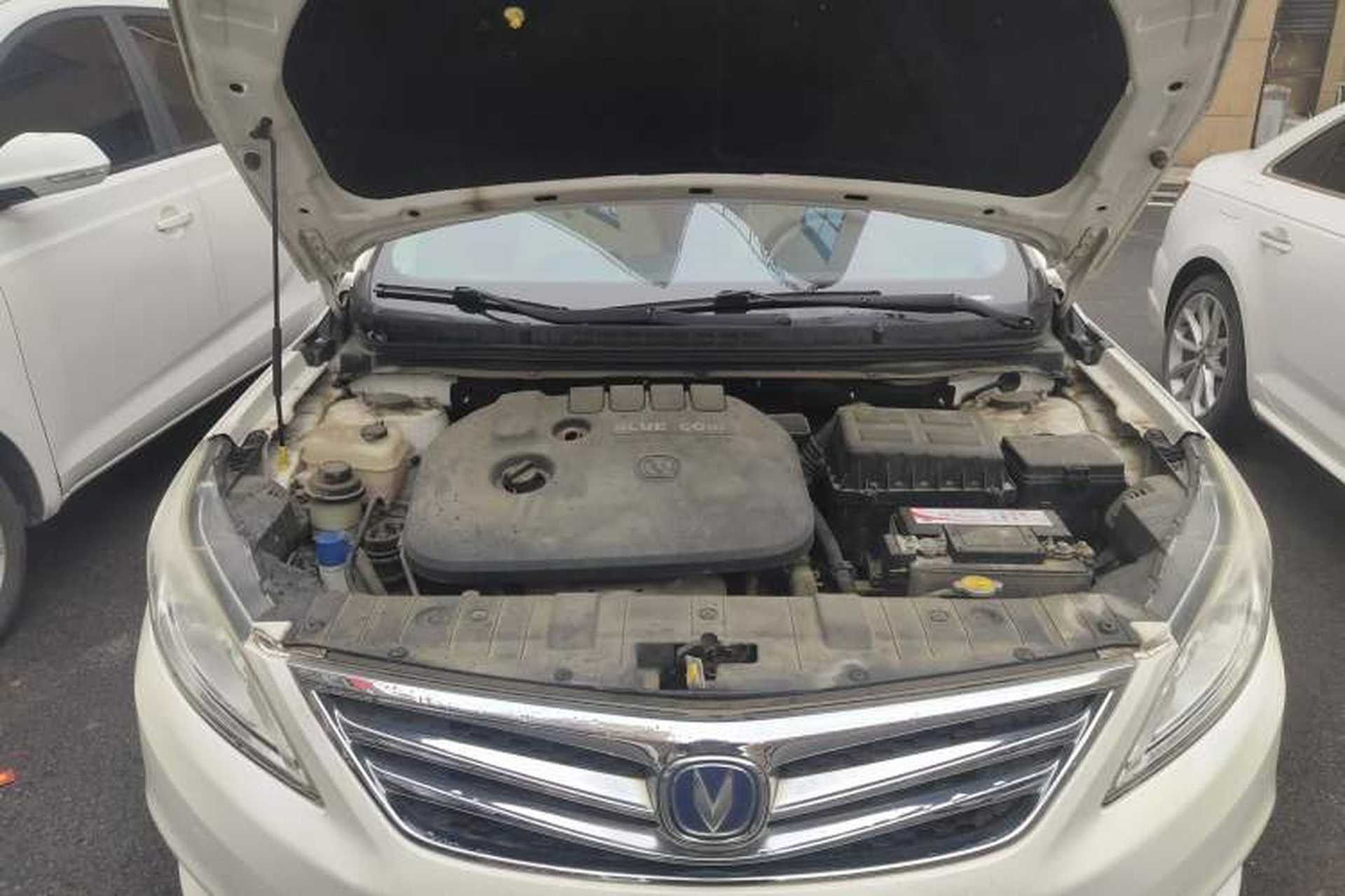 Used CHANGAN Eado 2015 1.6L Manual Luxury Model China V Standard Engine Bay
