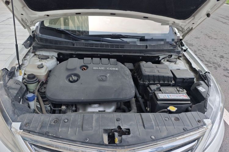 Used CHANGAN Eado 2015 1.6L Manual Luxury Model China V Standard Engine Bay