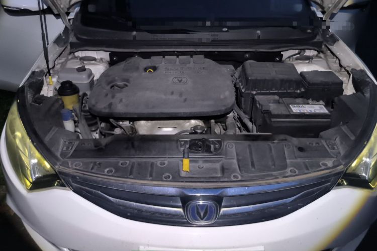 Used CHANGAN Eado 2015 1.6L Automatic Junku Model China IV Standard Engine Bay