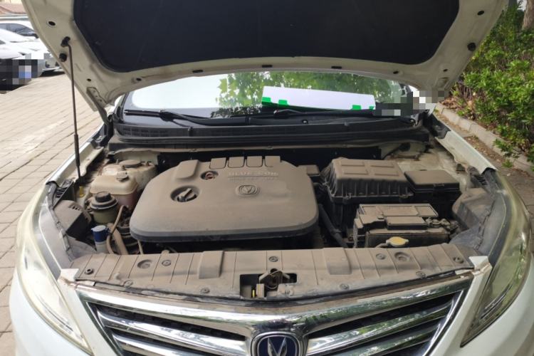 Used CHANGAN Eado 2015 1.6L Manual Luxury Model China V Standard Engine Bay