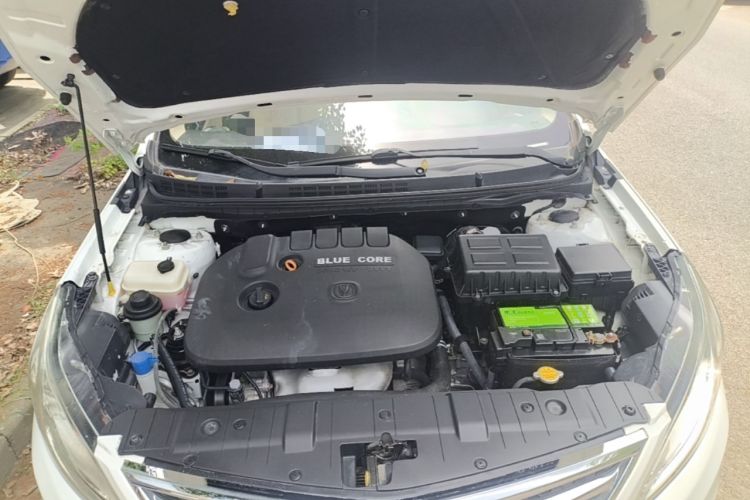 Used CHANGAN Eado 2015 1.6L Manual Luxury Model China V Standard Engine Bay