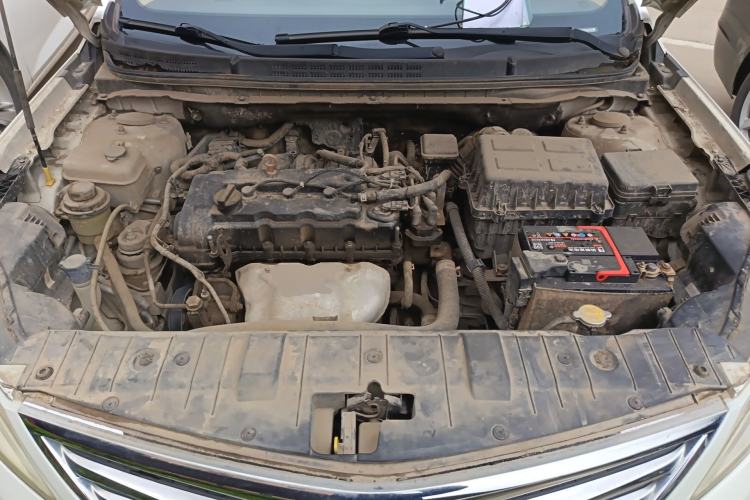Used CHANGAN Eado 2015 1.6L Manual Luxury Model China IV Standard Engine Bay