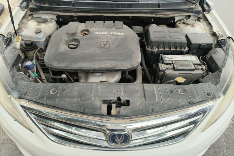 Used CHANGAN Eado 2015 1.6L Manual Luxury Model China IV Standard Engine Bay