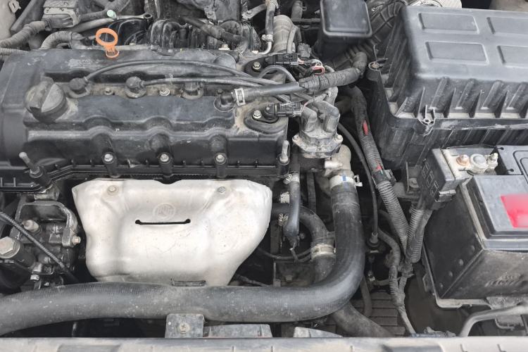 Used CHANGAN Eado 2015 1.6L Automatic Luxury Model Engine Bay