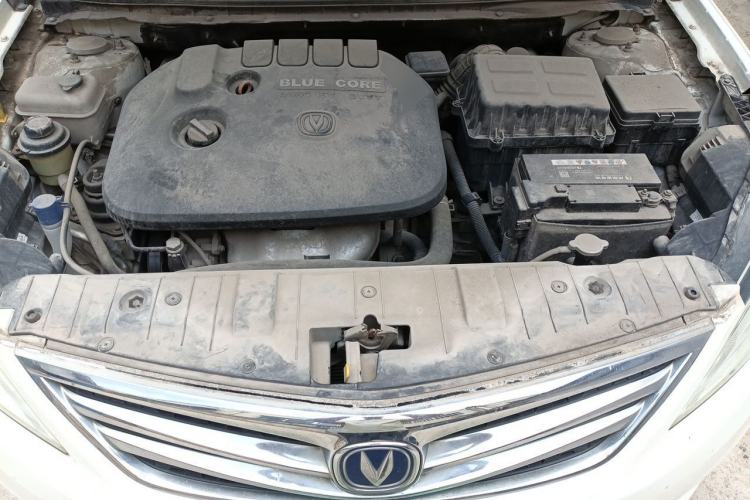 Used CHANGAN Eado 2015 1.6L Manual Luxury Model China V Standard Engine Bay