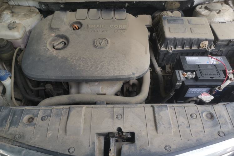 Used CHANGAN Eado 2015 1.6L Manual Luxury Model China IV Standard Engine Bay