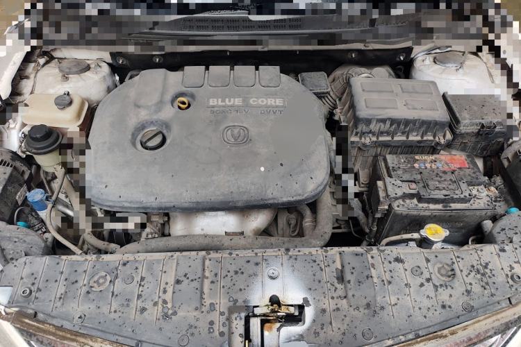 Used CHANGAN Eado 2015 1.6L Manual Luxury Model China IV Standard Engine Bay
