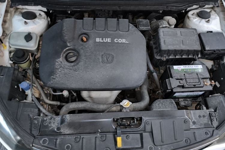 Used CHANGAN Eado 2015 1.6L Automatic Junku Model China V Standard Engine Bay