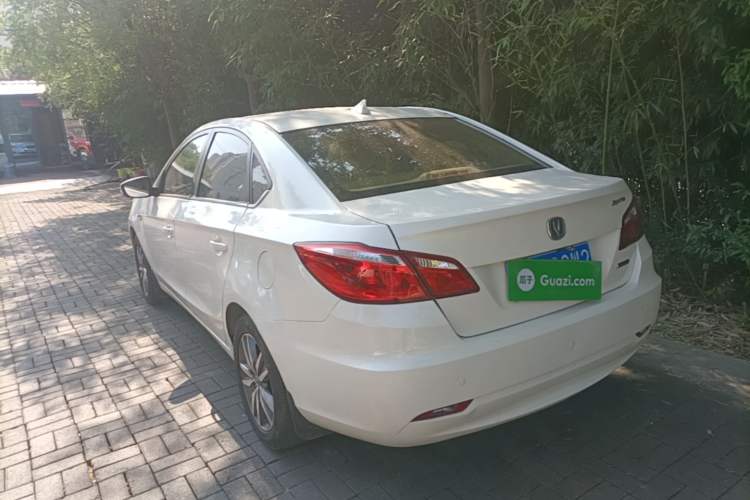 Used CHANGAN Eado 2015 1.6L Automatic Luxury Model Exterior 2