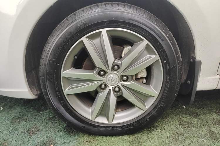 Used CHANGAN Eado 2015 1.6L Automatic Luxury Model Exterior 2
