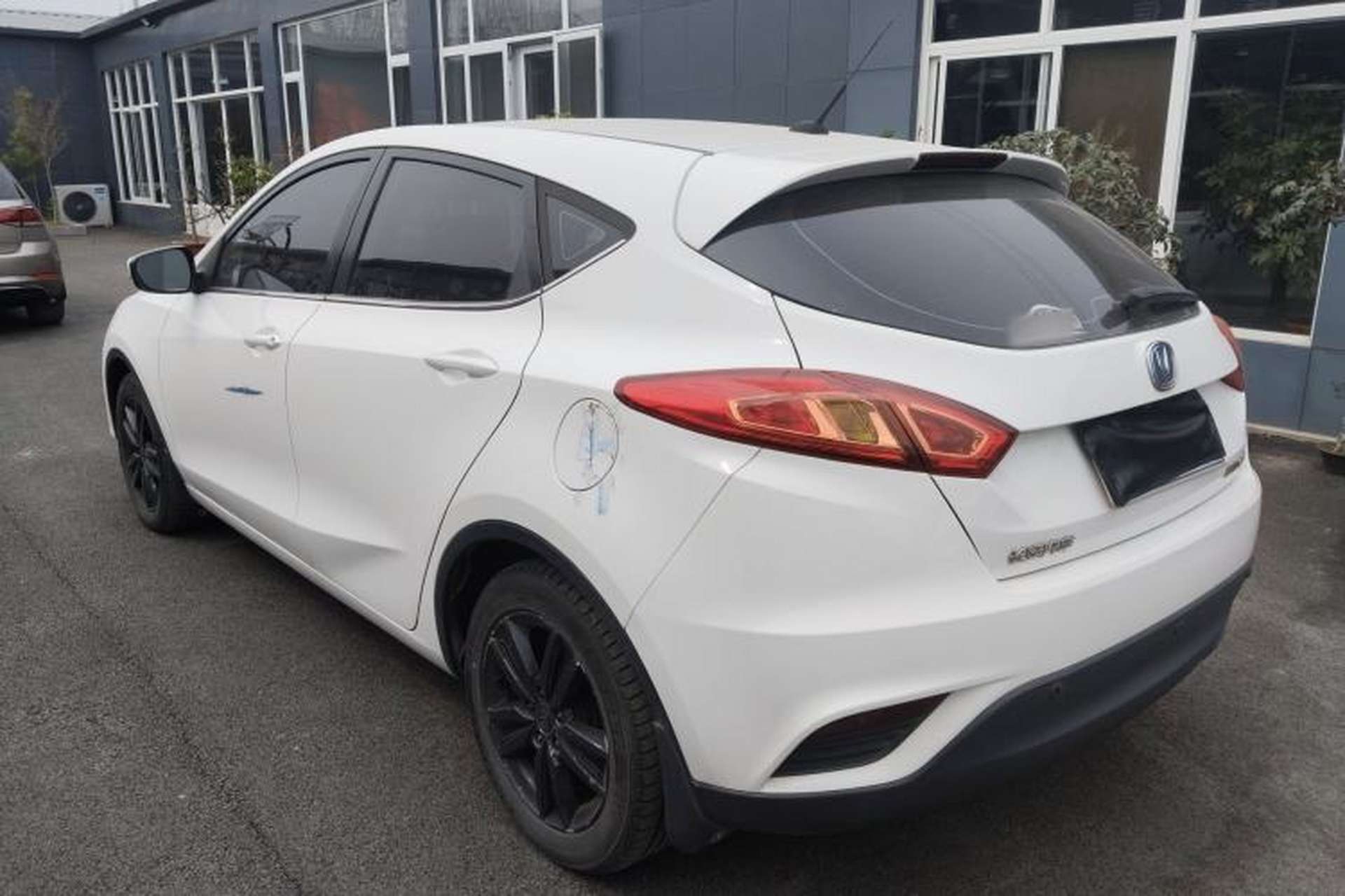 Used CHANGAN Eado 2015 1.6L Manual Junku Model China IV Standard Exterior 2