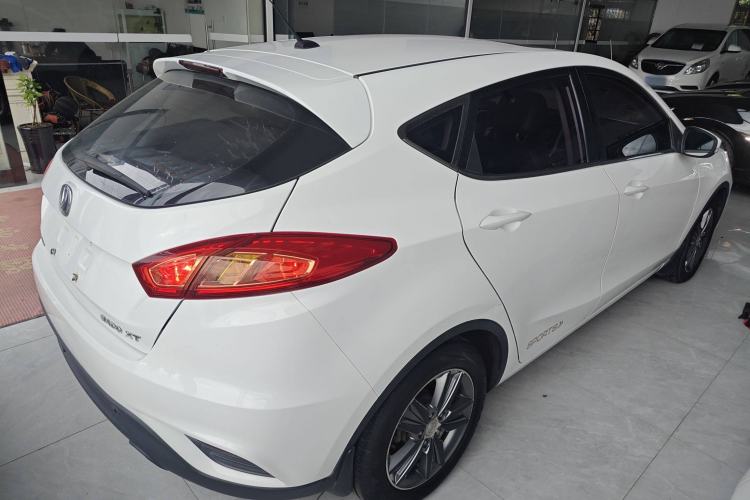 Used CHANGAN Eado 2015 1.6L Automatic Junku Model China IV Standard Exterior 5