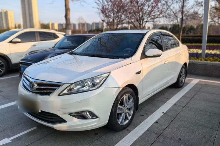 Used CHANGAN Eado 2015 1.6L Manual Luxury Model China V Standard Exterior 6