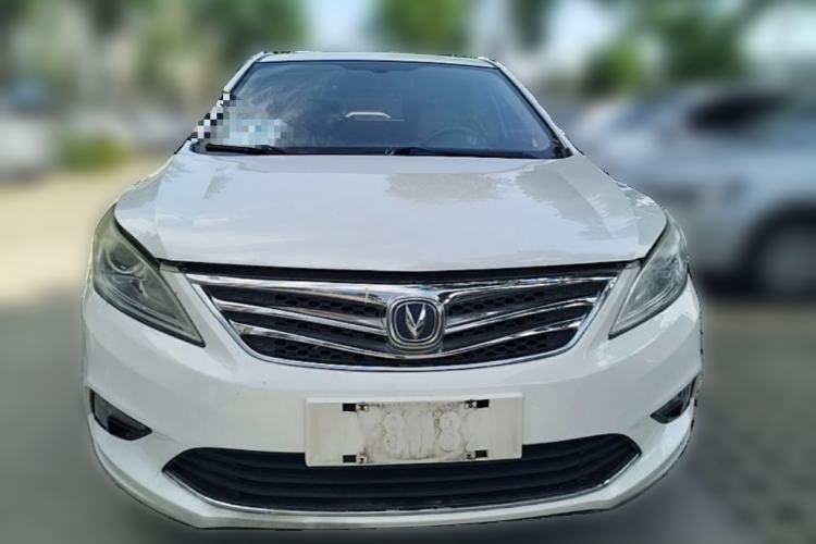 Used CHANGAN Eado 2015 1.6L Manual Elite Model China IV Standard Front