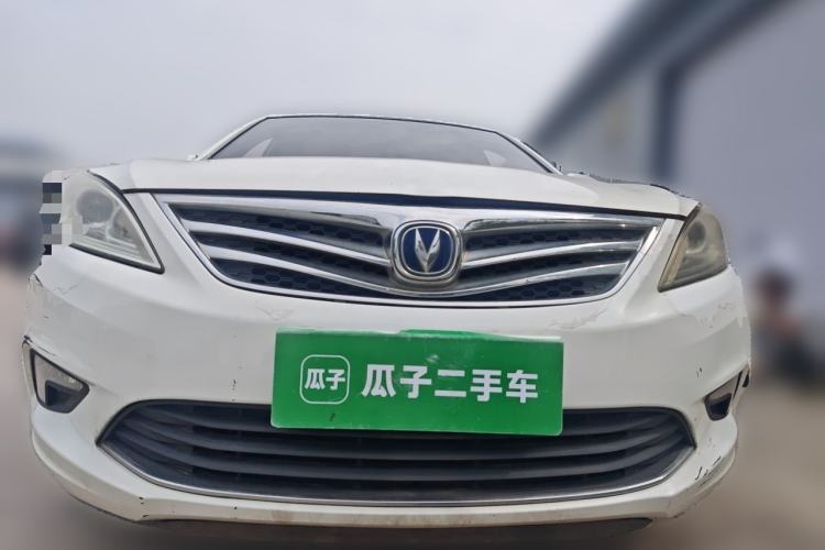 Used CHANGAN Eado 2015 1.6L Manual Luxury Model China IV Standard Front