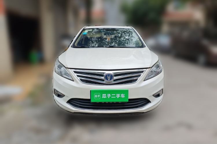 Used CHANGAN Eado 2015 1.6L Manual Luxury Model China IV Standard Front