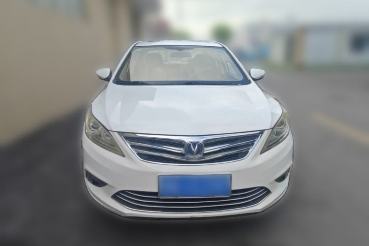 Used CHANGAN Eado 2015 1.6L Manual Luxury Model China IV Standard Front