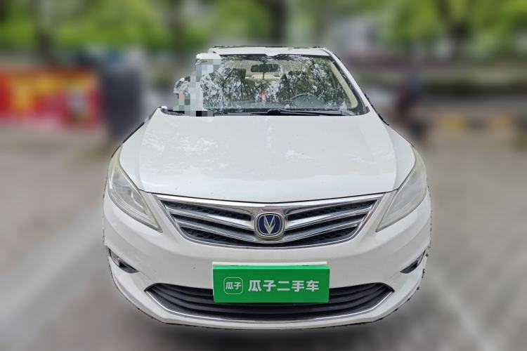 Used CHANGAN Eado 2015 1.6L Manual Luxury Model China IV Standard Front