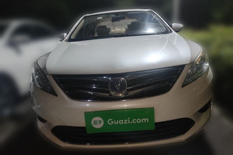 Used CHANGAN Eado 2015 1.6L Manual Luxury Model China IV Standard Front