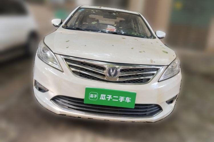 Used CHANGAN Eado 2015 1.6L Manual Luxury Model China IV Standard Front